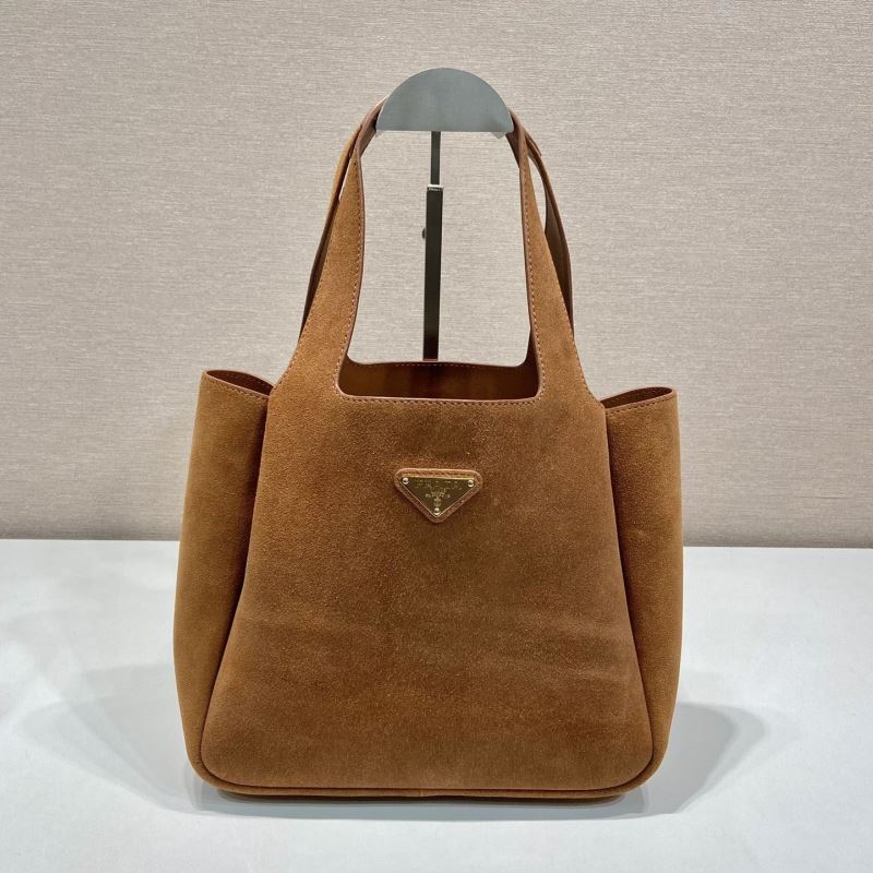 Pra*a shopping bags